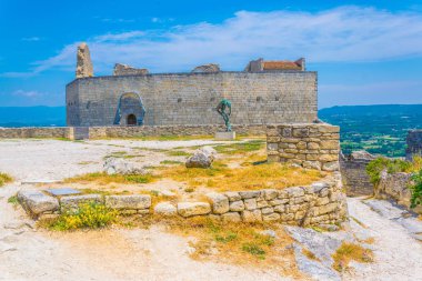 Franca Chateau de Lacoste