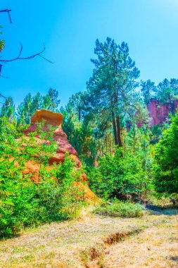 Les Ocres du Roussillon - Güney Frangı eski bir hardal taş ocağında