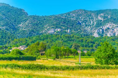 Oppede le Vieux, uçurumdan Luberon bölgesinde, Frangı bir köy tünemiş