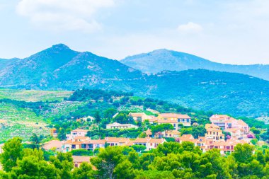 Colliour havadan görünümü