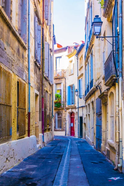 Una Calle Estrecha Centro Montpellier Franc — Foto de Stock