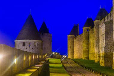 Işıklı sur Carcassonne, Frangı üzerinden gece görünüm