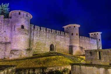 Işıklı sur Carcassonne, Frangı üzerinden gece görünüm