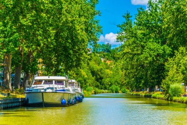 Carcassonne yakınlarındaki Canal du Midi, Franc