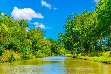 Carcassonne yakınlarındaki Canal du Midi, Franc