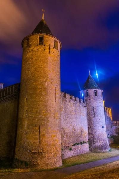Vista Nocturna Sobre Fortificación Iluminada Carcasona Franco —  Fotos de Stock