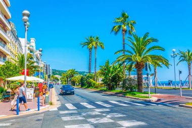 Nice, Fransa, 11 Haziran 2017: Promenade des Anglais'e Nice, Frangı görünümünü
