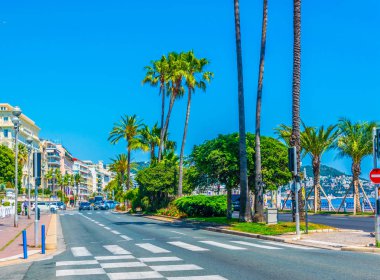 Nice, Fransa, 11 Haziran 2017: Promenade des Anglais'e Nice, Frangı görünümünü