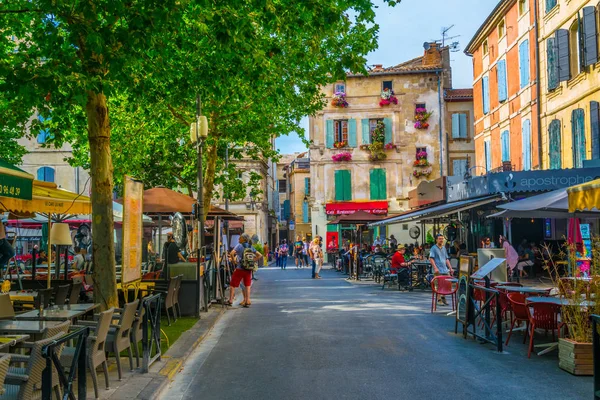 Arles França Junho 2017 Vista Uma Rua Estreita Centro Arles — Fotografia de Stock