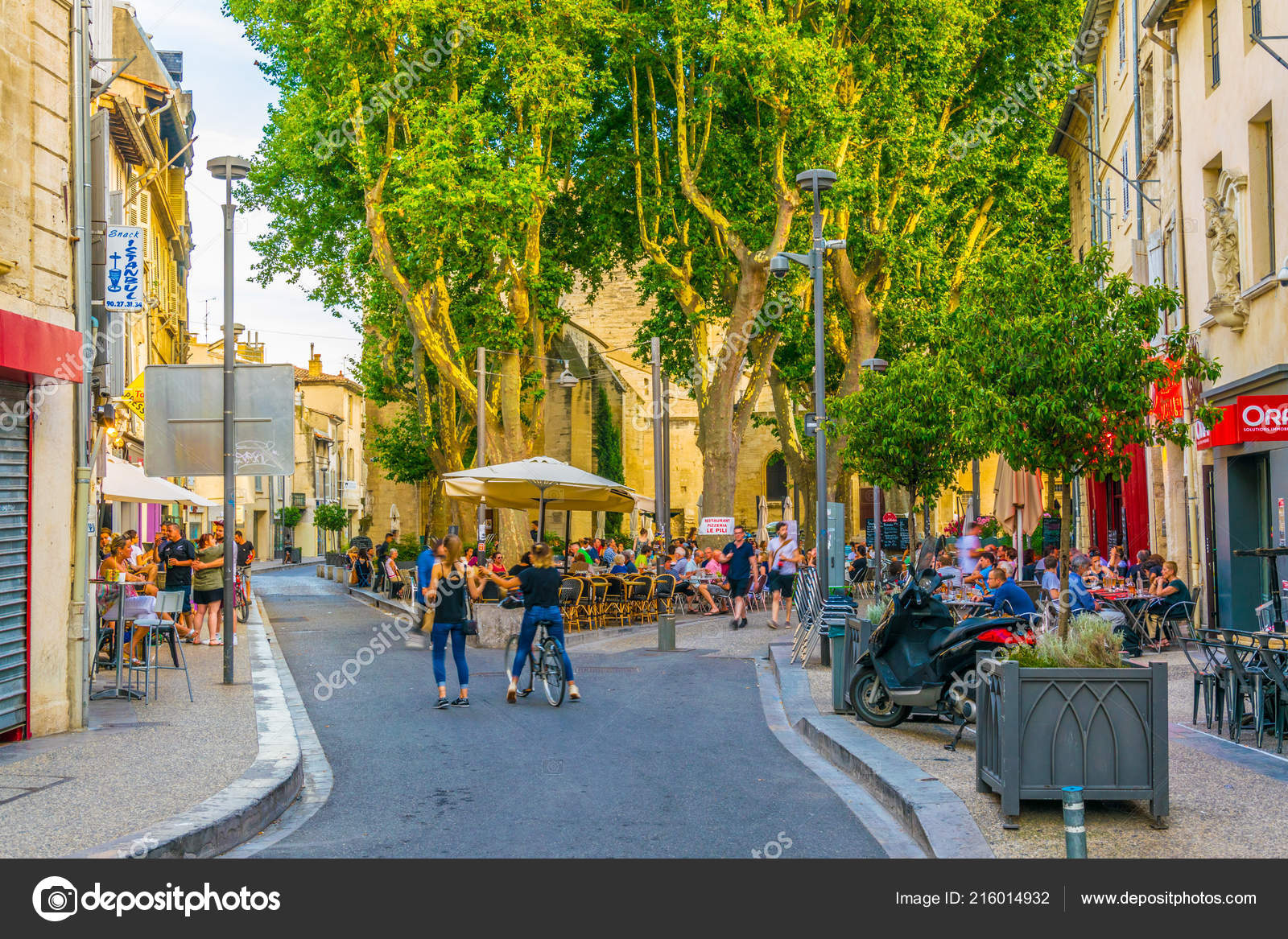 Avignon France June 2017 People Strolling Narrow Street Center Avignon Stock Editorial Photo C Dudlajzov 216014932