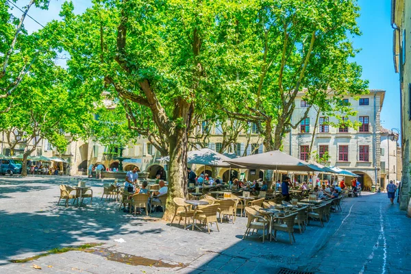 Uzes França Junho 2017 Place Aux Herbes Center Uzes Franc — Fotografia de Stock