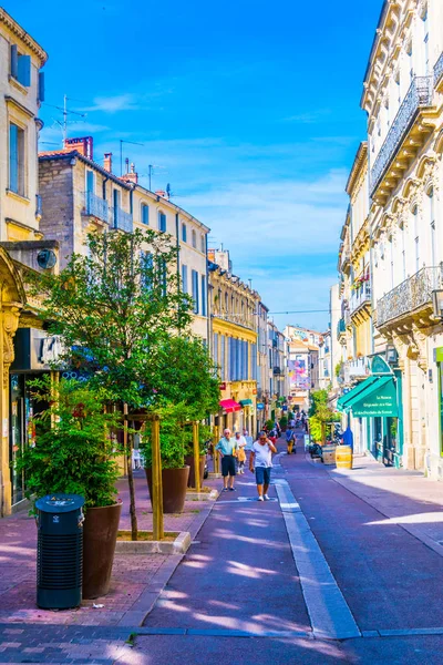 Montpellier Francia Junio 2017 Gente Está Paseando Por Una Calle —  Fotos de Stock