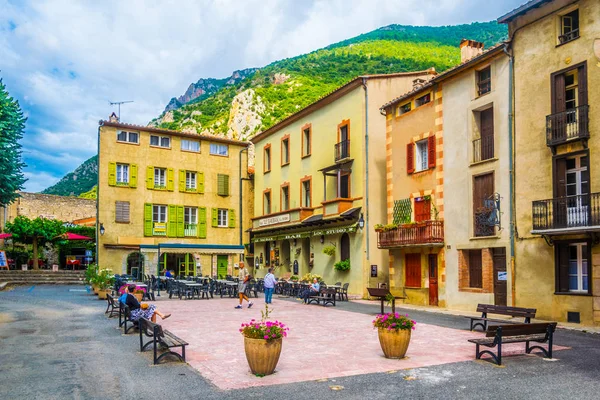 Villefranche Conflent Fransa Haziran 2017 Nsanlar Dar Sokak Içinde Merkezi — Stok fotoğraf