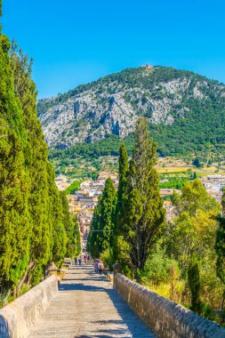 Pollenca, Mallorca, Spai El Calvari chapel önde gelen Carrer del Calvari merdiven 365 adımlardan