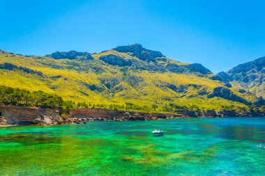 Mallorca, Spai koyunda Es Calo