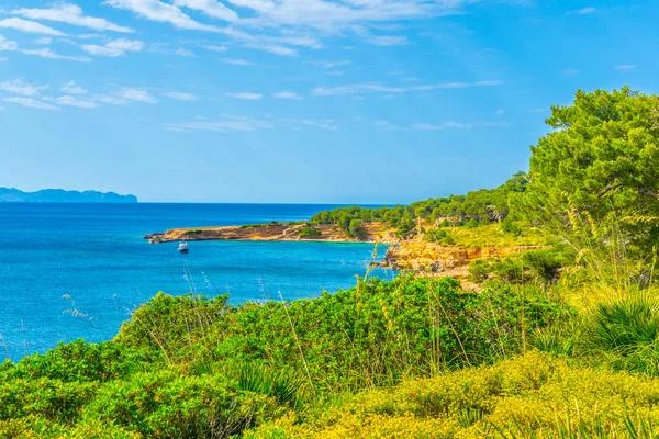 Zerklüftete Küste Mallorcas Bei Cap Ferrut — Stockfoto