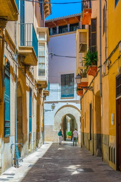 Vista Una Calle Estrecha Centro Histórico Palma Mallorca Spai — Foto de Stock