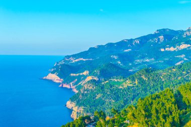 Düzensiz sahil Mallorca yakınındaki Estellencs, Spai