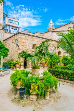 Palma de Mallorca, Spai adlı Arap hamam küçük bir bahçe