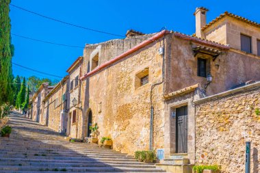 Pollenca, Mallorca, Spai El Calvari chapel önde gelen Carrer del Calvari merdiven 365 adımlardan