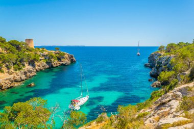 Mallorca, Spai koyunda Cala Pi