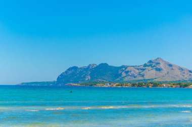 Alcudia ve pollenca koyları, Mallorca, Spai ayıran Victoria Yarımadası