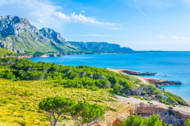 Düzensiz sahil Mallorca adlı Cap Ferrut