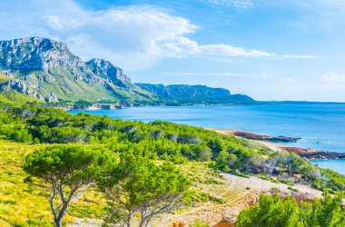 Düzensiz sahil Mallorca adlı Cap Ferrut