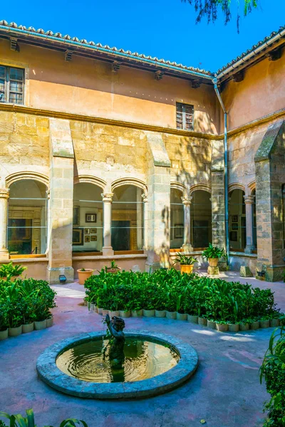 Palau Rei Sanxo Valldemossa, Mallorca, Spai, avlusu