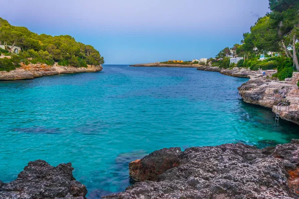 Ηλιοβασίλεμα Στον Κόλπο Cala Στη Μαγιόρκα Σπαει — Φωτογραφία Αρχείου