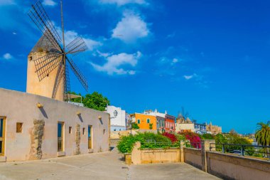 Palma de Mallorca 'da bir yel değirmeni, Spai