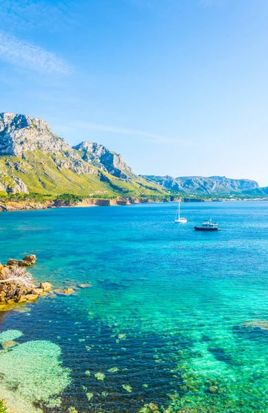 Düzensiz sahil Mallorca adlı Cap Ferrut