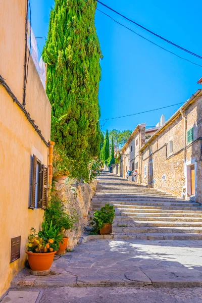 Pollenca, Mallorca, Spai El Calvari chapel önde gelen Carrer del Calvari merdiven 365 adımlardan