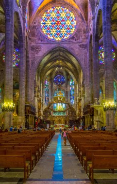Palma De Mallorca, İspanya, 18 Mayıs 2017: İç katedral Palma de Mallorca, Spai