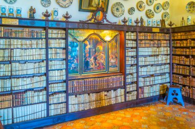 Valldemossa, İspanya, 26 Mayıs 2017: Gerçek Cartuja de Valldemossa, Mallorca, Spai kütüphanesinde