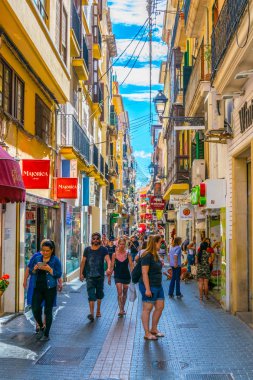 Palma De Mallorca, İspanya, 18 Mayıs 2017:View dar sokak içinde tarihi merkezi Palma de Mallorca, Spai