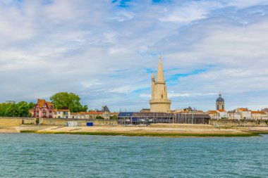 Seaside La Tour de la Lanterne, Frangı tarafından hakim Rochelle