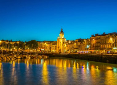Gün batımı görünümü, eski liman, La Rochelle, Frangı