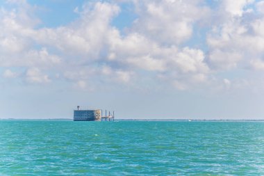 La Rochelle yakınlarındaki Fort Boyard, Franc