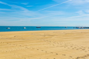 Arcachon, Frangı kumlu bir plaj görünümü