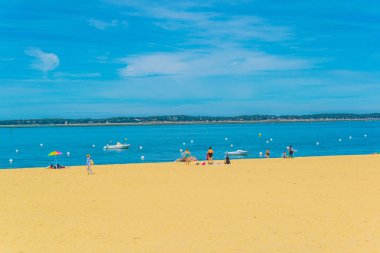 Arcachon, Frangı kumlu bir plaj görünümü