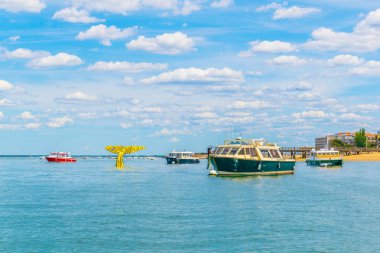 Bir Arcachon, Frangı kıyı şeridi