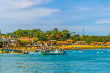 Frangı Arcachon koyu sahil şeridi
