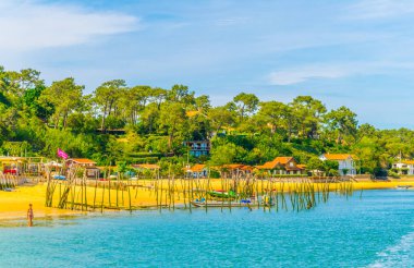 Frangı Arcachon koyu sahil şeridi