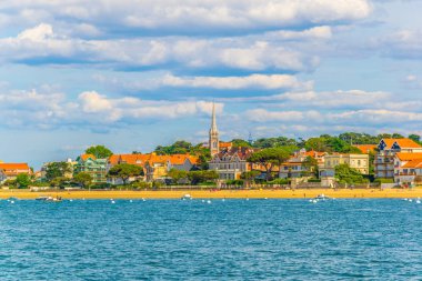Frangı Arcachon koyu sahil şeridi