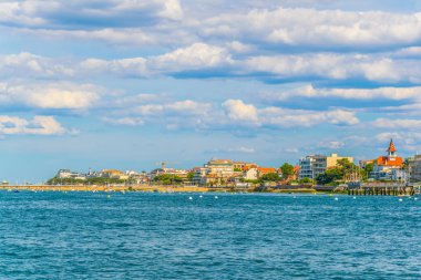 Frangı Arcachon koyu sahil şeridi