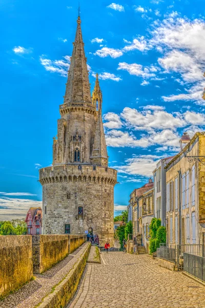 Seaside La Tour de la Lanterne, Frangı tarafından hakim Rochelle