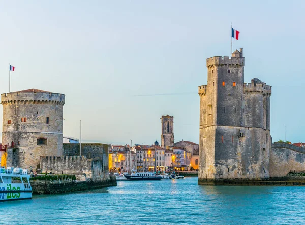 Gün batımı görünümü, bağlantı noktası, La tour de la chaine ve tur Saint Nicholas, Frangı tarafından korunan rochelle