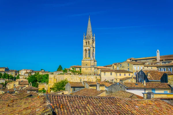 Vista Aérea Del Pueblo Francés Saint Emilion Dominado Por Torre — Foto de Stock