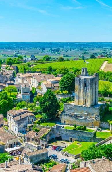 Vista Aérea Del Pueblo Francés Saint Emilion Dominado Por Tour — Foto de Stock